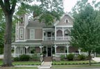 Montevallo, Alabama (AL) Bed & Breakfast: Antiques and handmade lace curtains set the stage for your visit. Modern conveniences, such as private baths have been added, but in such a way that it does not take away from the ambiance. You will experience true Southern hospitality during your stay and will be pampered by the hosts. Amenities such as dessert at night and a full breakfast are just a few of the many features of this inn. If you want to be pampered, don't miss this Inn.