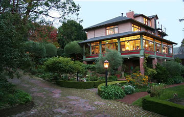 Jabberwock Inn - Monterey, California