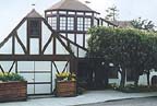 Berkeley, California Bed and Breakfast: M's at Hillcrest Manor is a superb 1911 English Tudor located in the Claremont neighborhood of Berkeley, California.