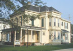 Wabash, Indiana (IN) Bed & Breakfast: Private baths are part of every unit and some are tiled in marble. Two new heating and cooling units, new wiring and plumbing, assure guests of the latest in comfort and convenience. Guests have the option of a continental or full breakfast with varied menu selection.