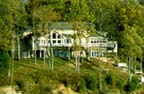 Whispering Winds Inn Bed & Breakfast is a spacious, contemporary home located near Cadiz, Kentucky on the shores of Lake Barkley at the East Gate to the Land Between the Lakes.