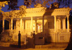 New Orleans, Louisiana Bed and Breakfast: Experience enchanting elegance in this grand flower of the South.  This lovely mansion is centrally located just one block from the St. Charles Streetcar, within minutes of the French Quarter, famous restaurants, the Convention Center, and our beloved Cemeteries.
