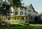 Southwest Harbor, Maine (ME) Bed & Breakfast: A shorefront hotel offering classic Maine summer refuge since 1884. Located on the shore of Somes Sound and listed on the National Register, our six acre property offers, comfortable rooms, cottages, memorable dining, tennis court, croquet, dock, moorings and breathtaking views.
