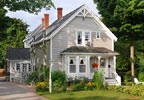 Freeport, Maine (ME) Bed & Breakfast: All seven rooms have private baths, cable television, individual thermostats, queen size beds, and air conditioning. Four of our rooms boast a Jacuzzi tub while another room has a wood-burning fireplace. Relax on the cafe-style deck and enjoy a delicious full breakfast and locally roasted gourmet coffee each morning.