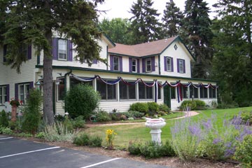 Twin Gables Inn - 
Saugatuck, Michigan