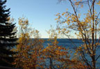 Grand Marais, Minnesota Bed and Breakfast: Located on the north shore of Lake Superior just three miles east of Grand Marais, Minnesota, the Scottish retreat Skara Brae beckons with breathtaking views and old-world hospitality.  Enjoy the mesmerizing sights and sounds from the lake 100 feet below while relaxing on the comfortable and spacious decks or fireside in the lakefront living room.