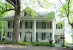 Saugerties, New York, NY, Renwick Clifton House, hiking, biking, swimming, fishing, boating, canoeing, kayaking, Saugerties Lighthouse, Ulster County Chamber of Commerce, Saugerties Farmer's Market, Saugerties Area Chamber of Commerce, Esopus Creek Conservancy, Saugerties Public Library, Hudson Valley Garlic Festival, Jacuzzi, full breakfast, private bathrooms, New York City