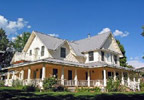 Halfway, Oregon (OR) Bed & Breakfast: Turn-of-the-century elegantly remodeled, naturally air-conditioned farmhouse and period addition, with cozy living room and stove, library, a spacious dining room, Bose sound system, large front porch and outdoor kitchen - gathering and dining spots for the late Spring, Summer and Fall. There are five luxury rooms (one handicapped accessible), as well as The Captain's Quarters, a mini-apartment with private entrance, balcony and setting room, all with views and private baths.