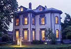 Abigail Stoneman Inn is a luxurious 19th century Renaissance Style Victorian located just two blocks from the harbor front in Newport, Rhode Island.