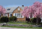 Newport, Rhode Island (RI) Bed and Breakfast: Reed Rose Cottage offers two spacious suites with all the amenities. The in-ground swimming pool is surrounded by roses and perennials. This quiet neighborhood is located near beaches, mansions and town.
