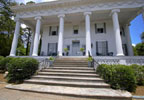 North Augusta, South Carolina (SC) Bed & Breakfast: Four Diamond historic Inn located in North Augusta, South Carolina, just one mile from Downtown Augusta, Georgia. All 15 suites are complimented with period antiques and several have private verandahs and/or Jacuzzi tubs.